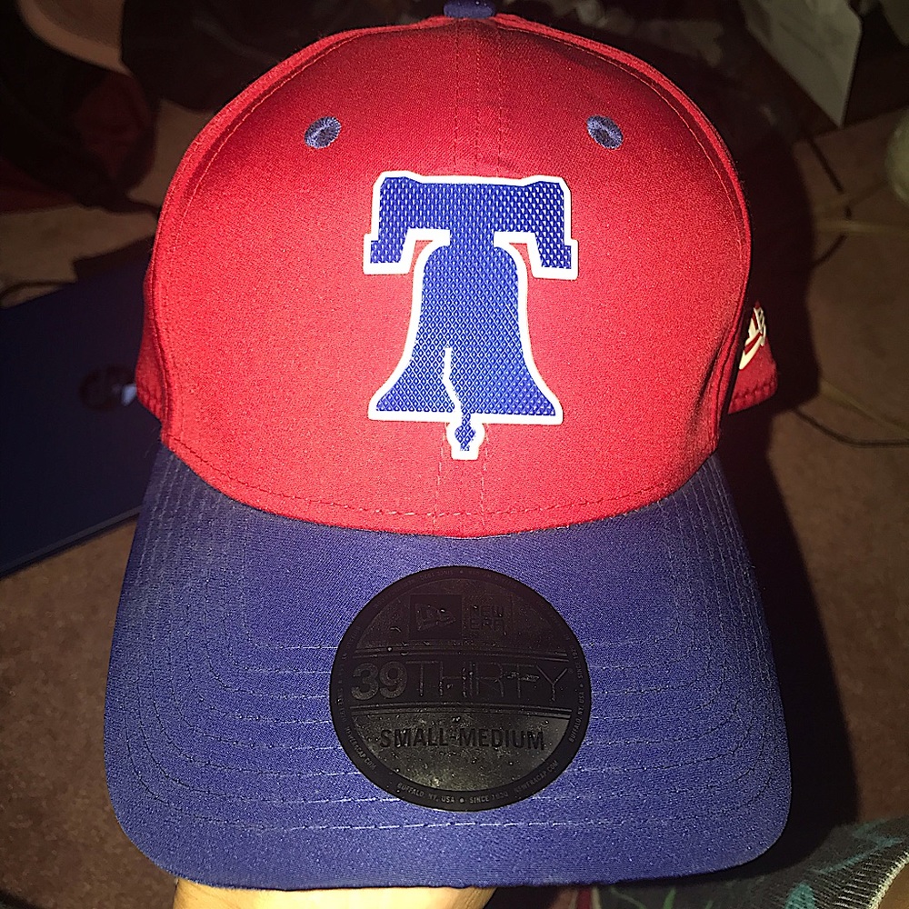 Phillies small/medium ball cap